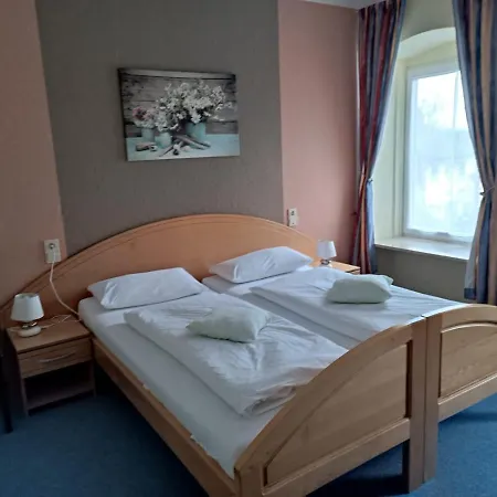 Garni Post Hotel 3*