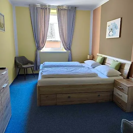 Hotel Garni Post 3*